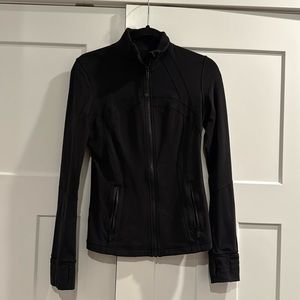 Lululemon Luon Define Jacket - Size 6 Lightly worn, minor wear around arm seams